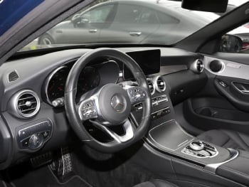 Mercedes-Benz C 300 d T AMG Navi Distronic Spur-Paket AHK