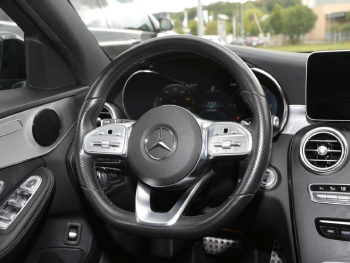 Mercedes-Benz C 300 d T AMG Navi Distronic Spur-Paket AHK