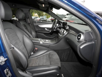 Mercedes-Benz C 300 d T AMG Navi Distronic Spur-Paket AHK