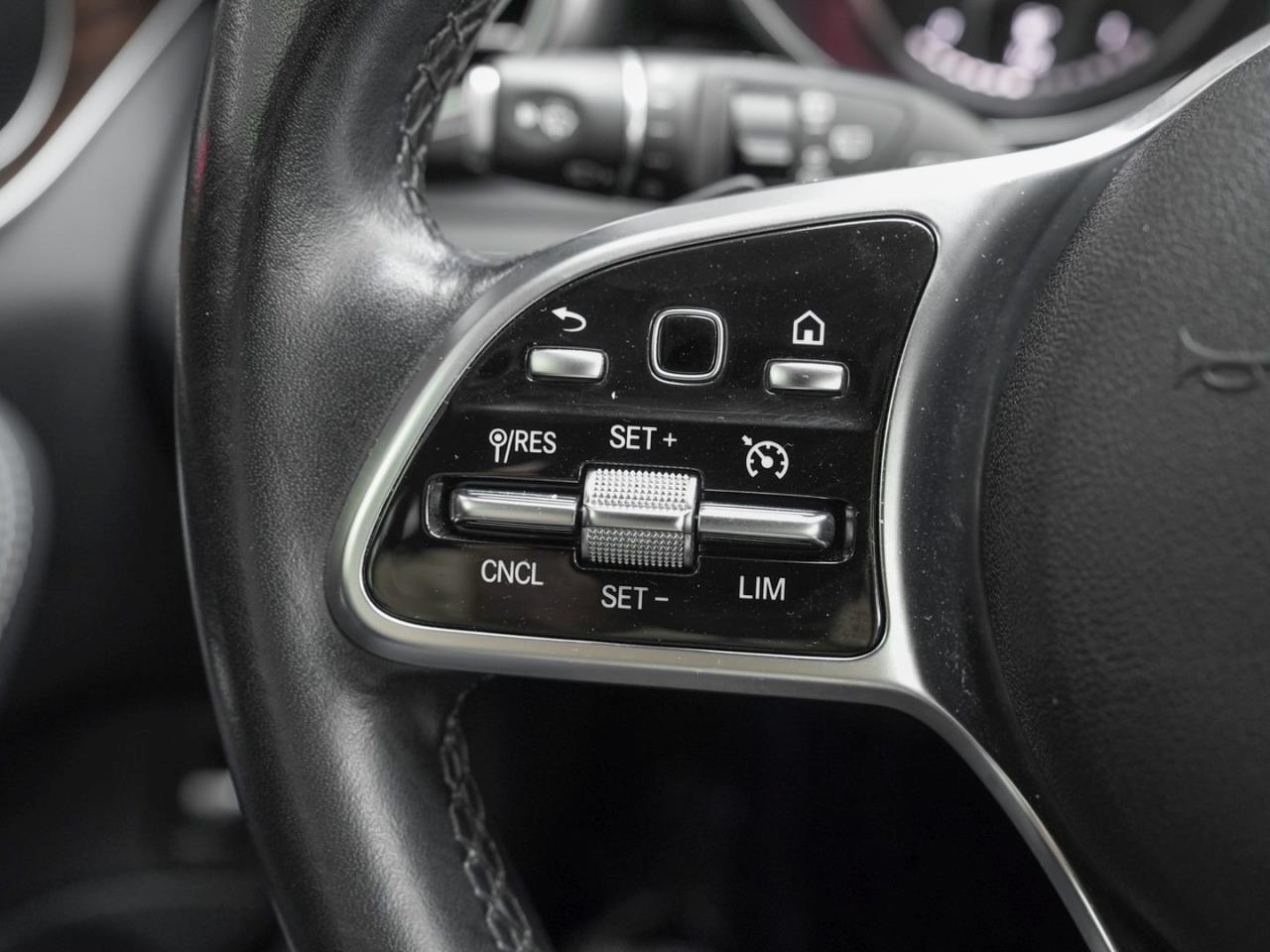 Mercedes-Benz C 300 de T Avantgarde MBUXNavi Easy-Pack AHK