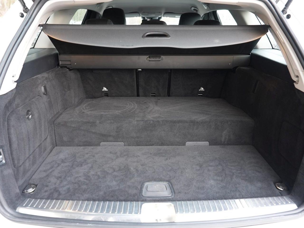 Mercedes-Benz C 300 de T Avantgarde MBUXNavi Easy-Pack AHK