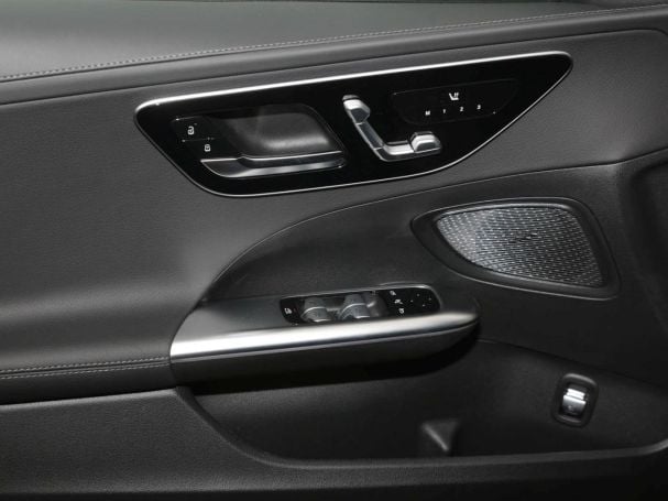 Mercedes-Benz C 180 T-Modell AMG Night Distronic Memory 360° Mercedes-Benz C 180 T-Modell AMG Night Distronic Memory 360°