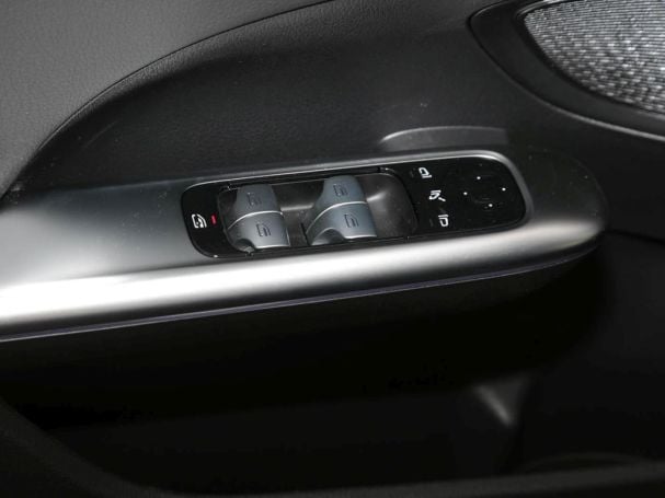 Mercedes-Benz C 180 T-Modell AMG Night Distronic Memory 360° Mercedes-Benz C 180 T-Modell AMG Night Distronic Memory 360°