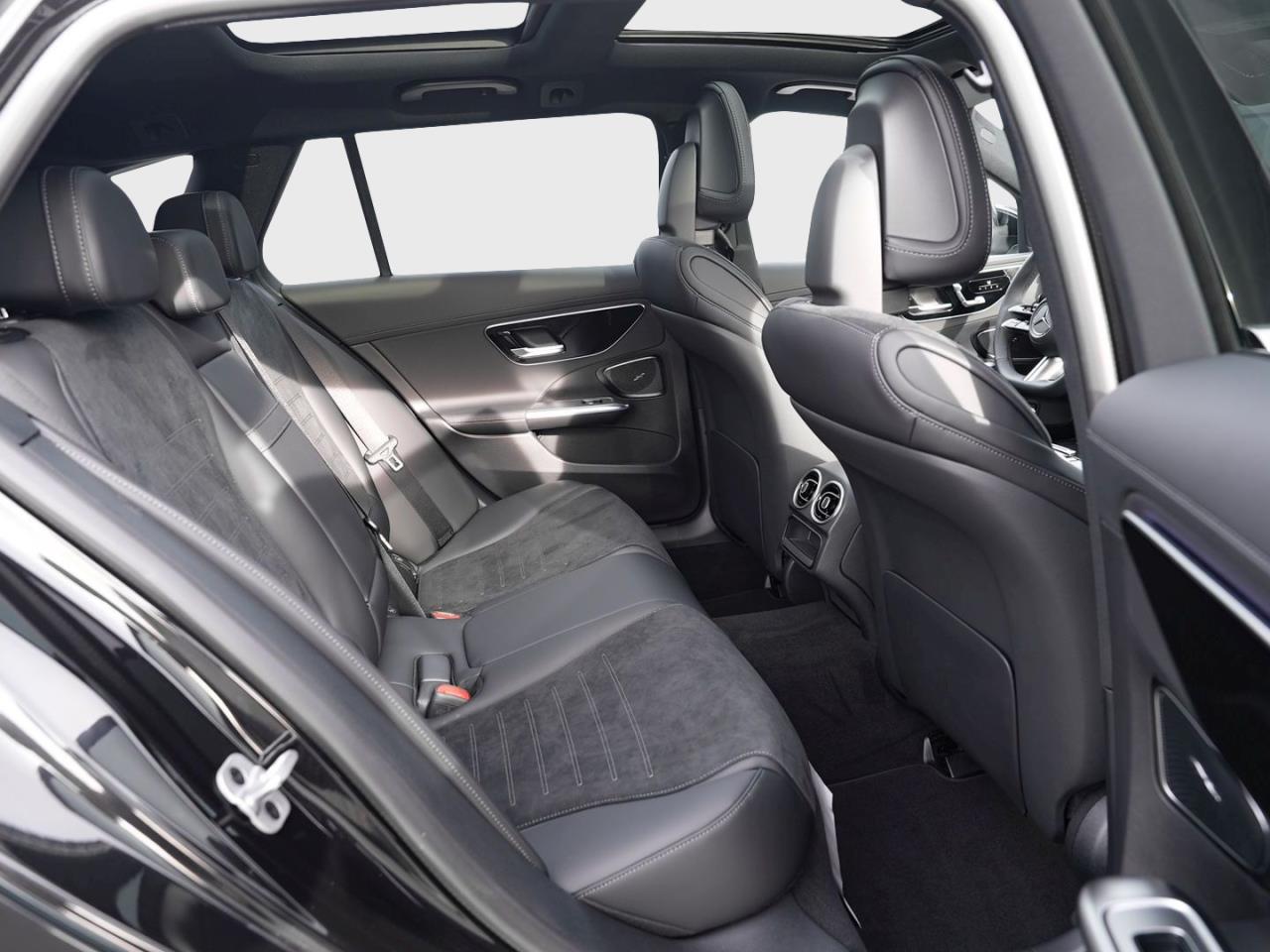 Mercedes-Benz C 180 T-Modell AMG Panorama Memory AHK 360°