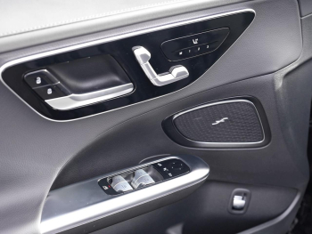 Mercedes-Benz C 180 T-Modell AMG Panorama Memory AHK 360°