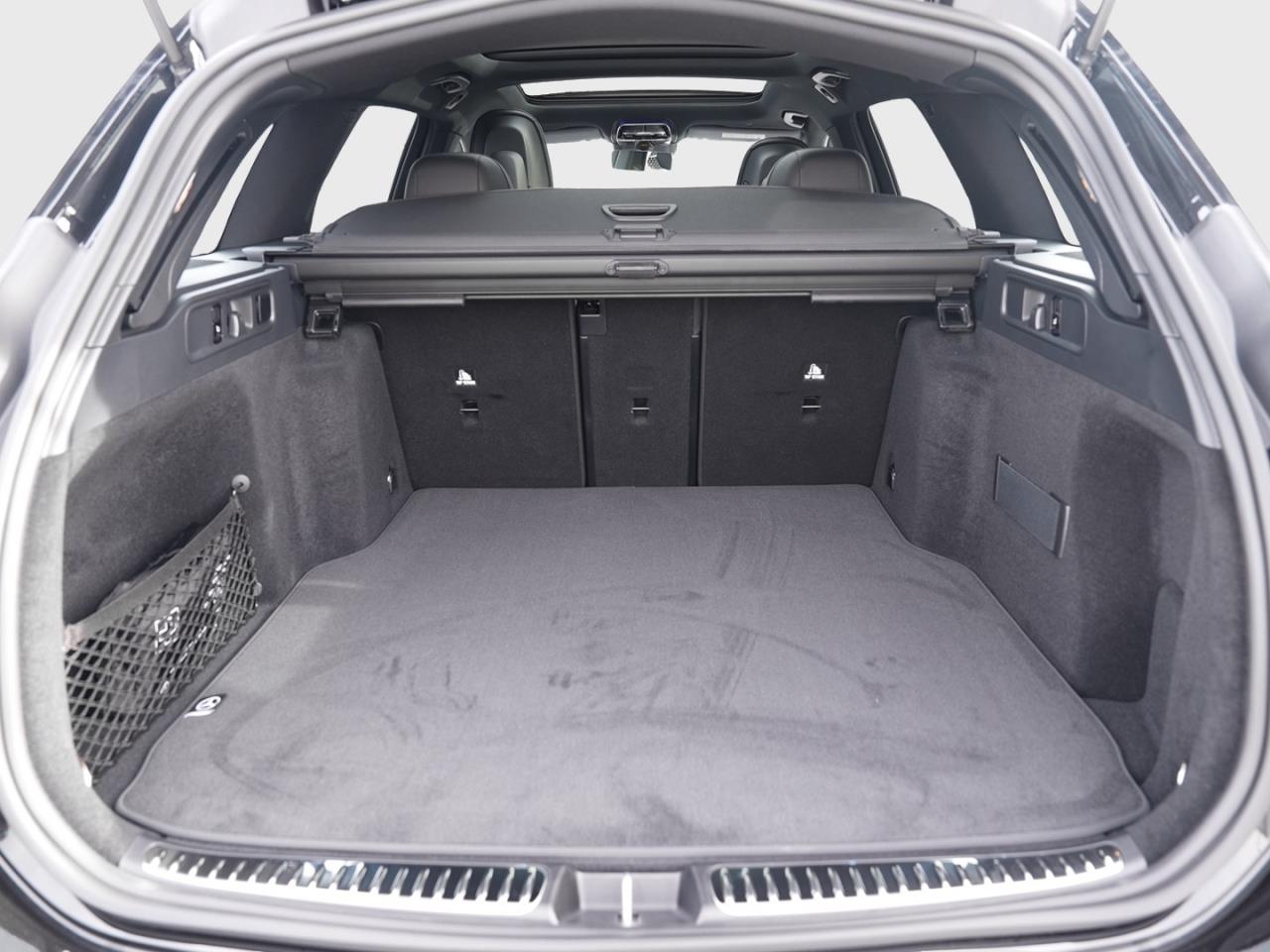 Mercedes-Benz C 180 T-Modell AMG Panorama Memory AHK 360°