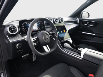 Mercedes-Benz C 180 T-Modell AMG Panorama Memory AHK 360°