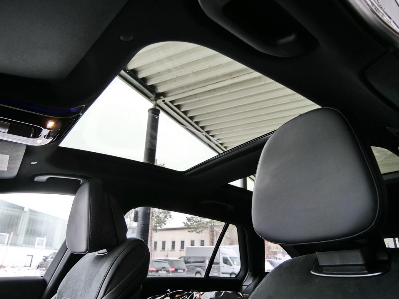 Mercedes-Benz C 200 4M T AMG Distronic Panorama AHK 360° Memory