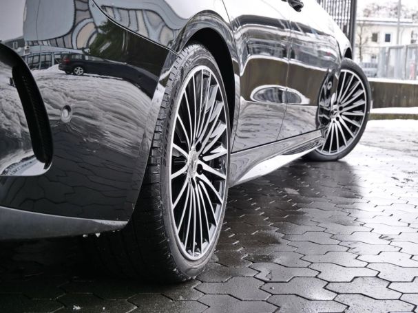 Mercedes-Benz C 200 4M T AMG Distronic Panorama AHK 360° Memory