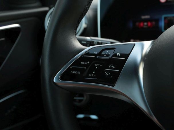 Mercedes-Benz C 200 d T Avantgarde Panorama AHK 360° Memory