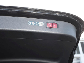 Mercedes-Benz C 200 d T Avantgarde Panorama AHK 360° Memory