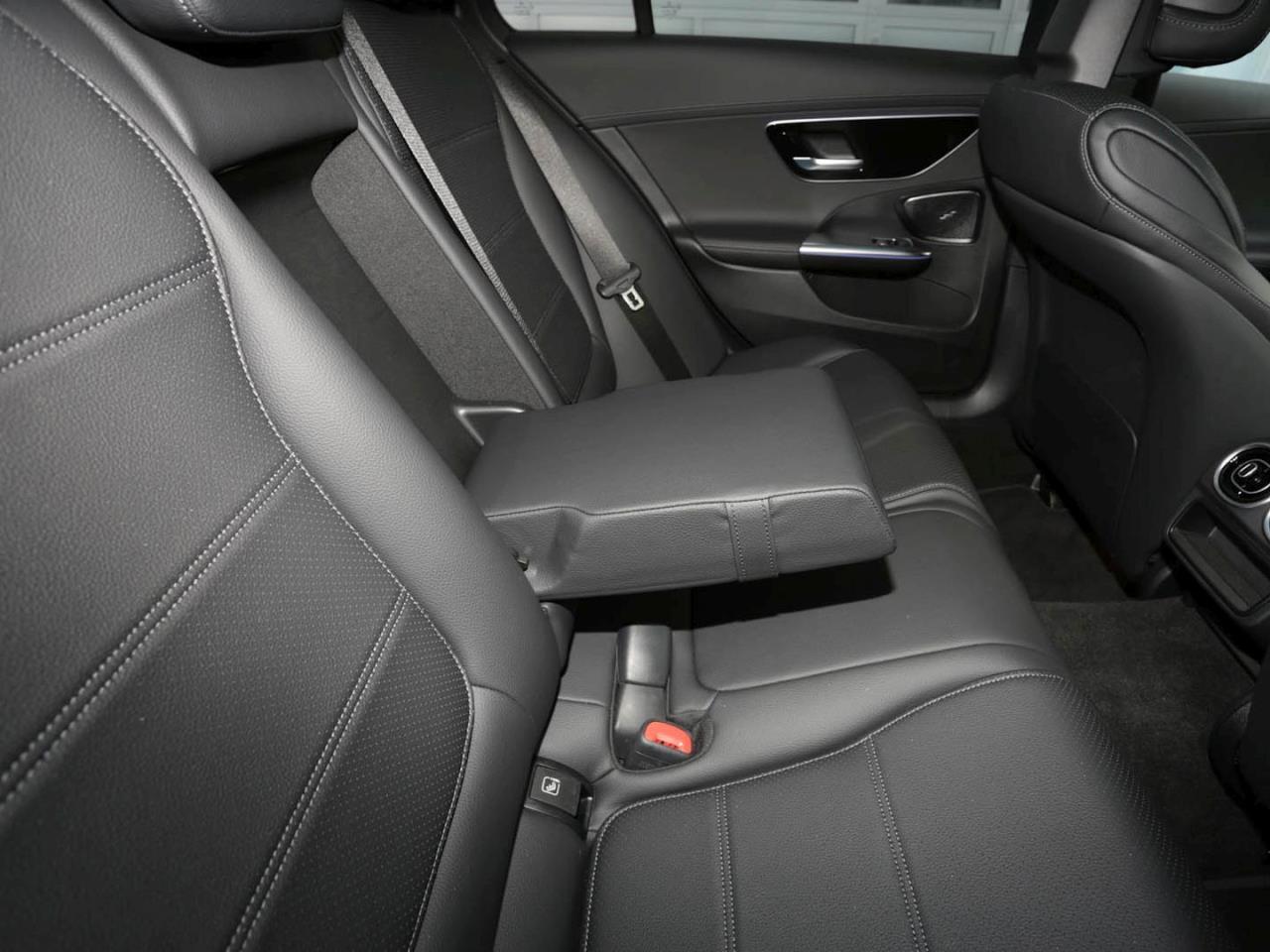 Mercedes-Benz C 200 d T Avantgarde Panorama AHK 360° NP 66.057