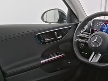 Mercedes-Benz C 200 d T AMG Night Panorama AHK Kamera Memory