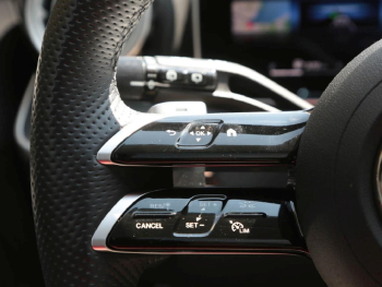 Mercedes-Benz C 200 d T AMG Night Panorama AHK Kamera Memory