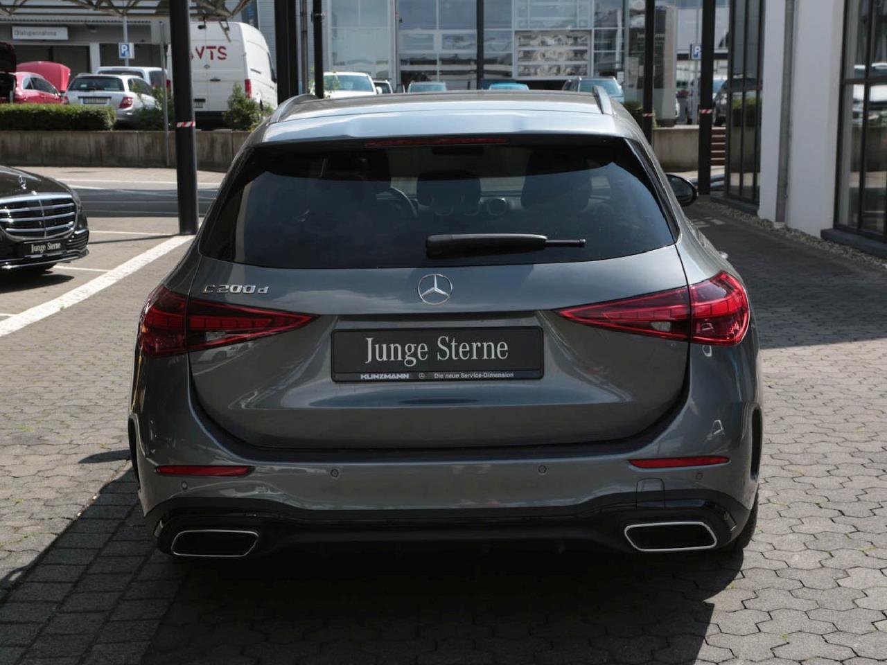 Mercedes-Benz C 200 d T AMG Night Panorama AHK Kamera Memory