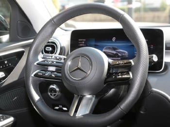 Mercedes-Benz C 200 d T AMG Night Panorama AHK Kamera Memory