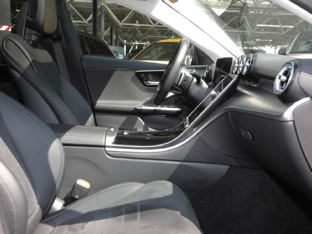 Mercedes-Benz C 200 d T AMG Night Panorama AHK Kamera Memory