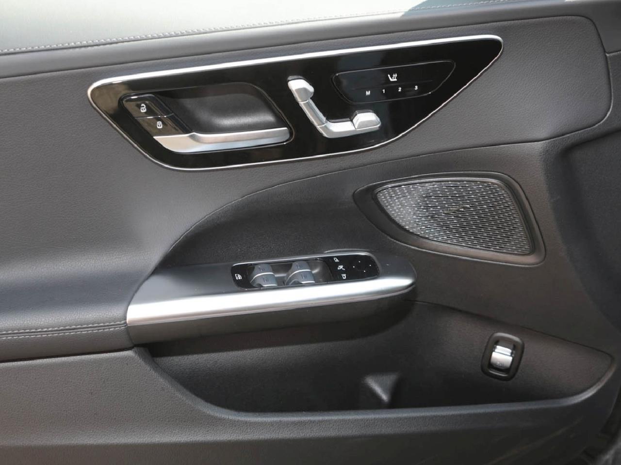 Mercedes-Benz C 200 d T AMG Night Panorama AHK Kamera Memory