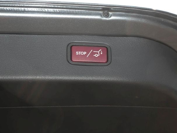 Mercedes-Benz C 200 d T AMG Night Panorama AHK Kamera Memory