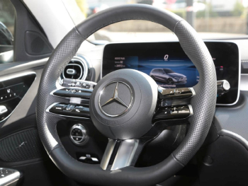 Mercedes-Benz C 200 d T AMG Night Panorama AHK Kamera Memory