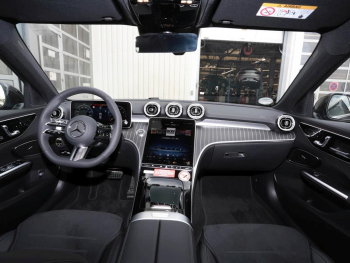 Mercedes-Benz C 200 T-Modell AMG MBUX NaviPrem AHK Memory 360°