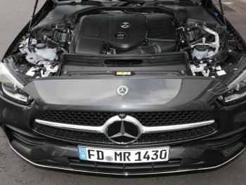 Mercedes-Benz C 200 T-Modell AMG MBUX NaviPrem AHK Memory 360°