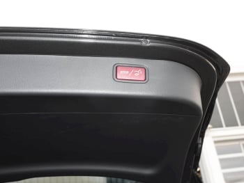 Mercedes-Benz C 200 T-Modell AMG MBUX NaviPrem AHK Memory 360°
