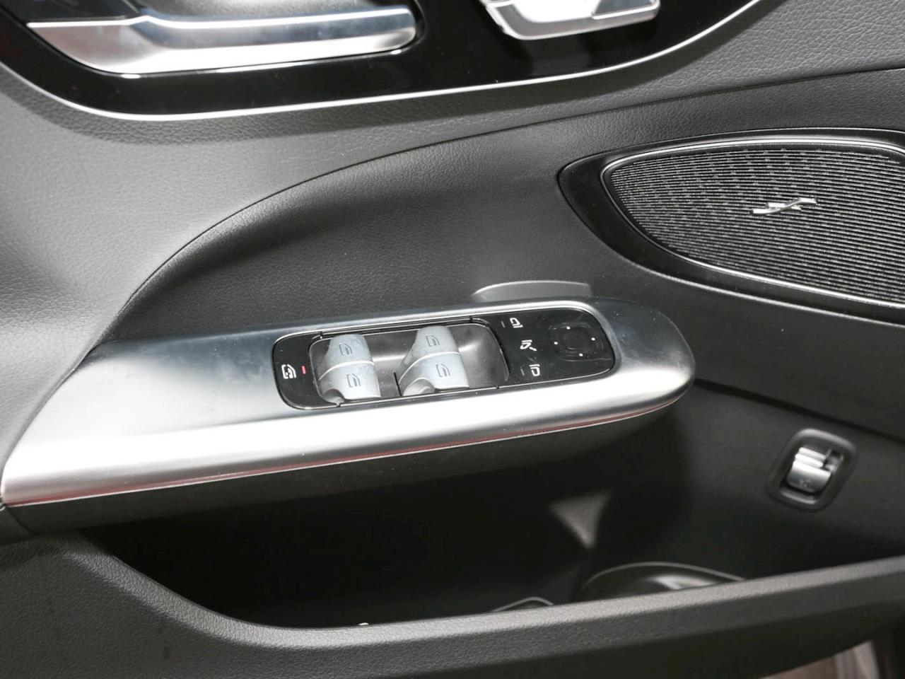 Mercedes-Benz C 200 T-Modell AMG MBUX NaviPrem AHK Memory 360°