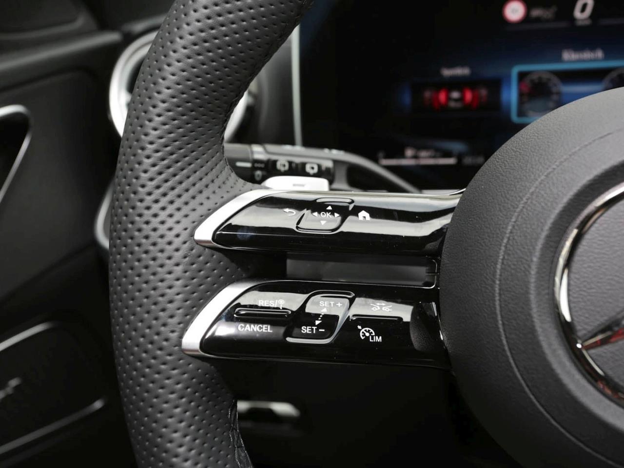 Mercedes-Benz C 200 T-Modell AMG MBUX NaviPrem AHK Memory 360°