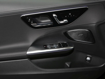 Mercedes-Benz C 200 T-Modell AMG MBUX Navi Memory AHK 360°