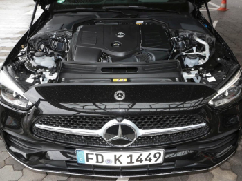 Mercedes-Benz C 200 T-Modell AMG MBUX Navi Memory AHK 360°