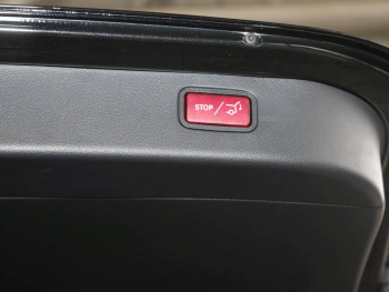 Mercedes-Benz C 200 T-Modell AMG MBUX Navi Memory AHK 360°
