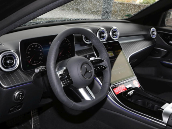 Mercedes-Benz C 200 T-Modell AMG MBUX Navi Memory AHK 360°