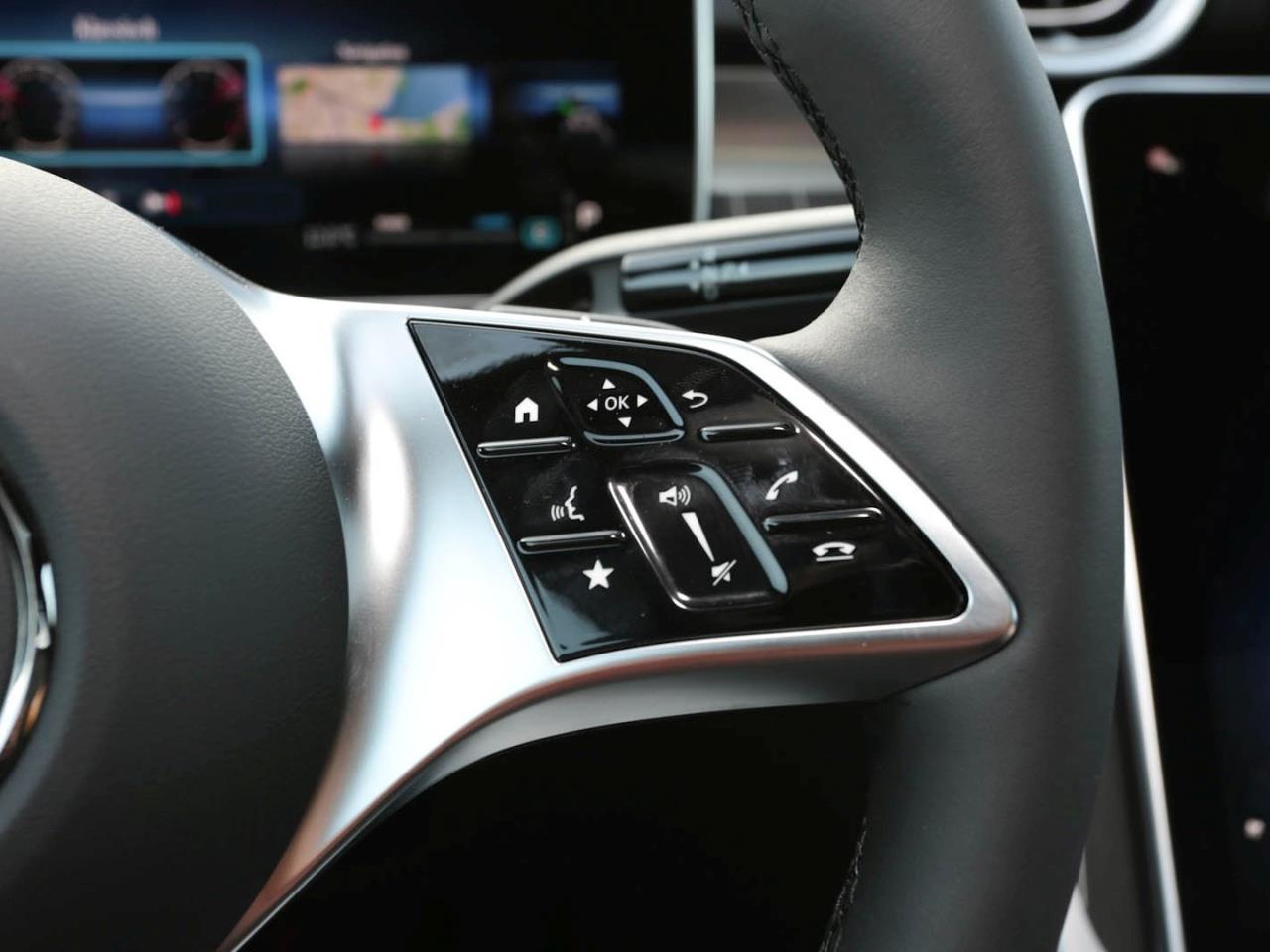 Mercedes-Benz C 200 T-Modell Avantgarde Panorama AHK Memory