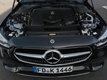 Mercedes-Benz C 200 T-Modell Avantgarde Panorama AHK Memory