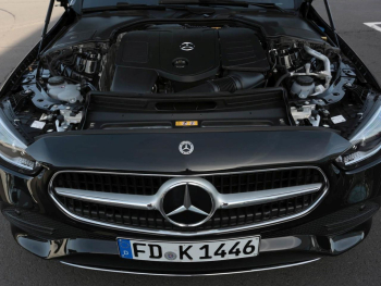 Mercedes-Benz C 200 T-Modell Avantgarde Panorama AHK Memory