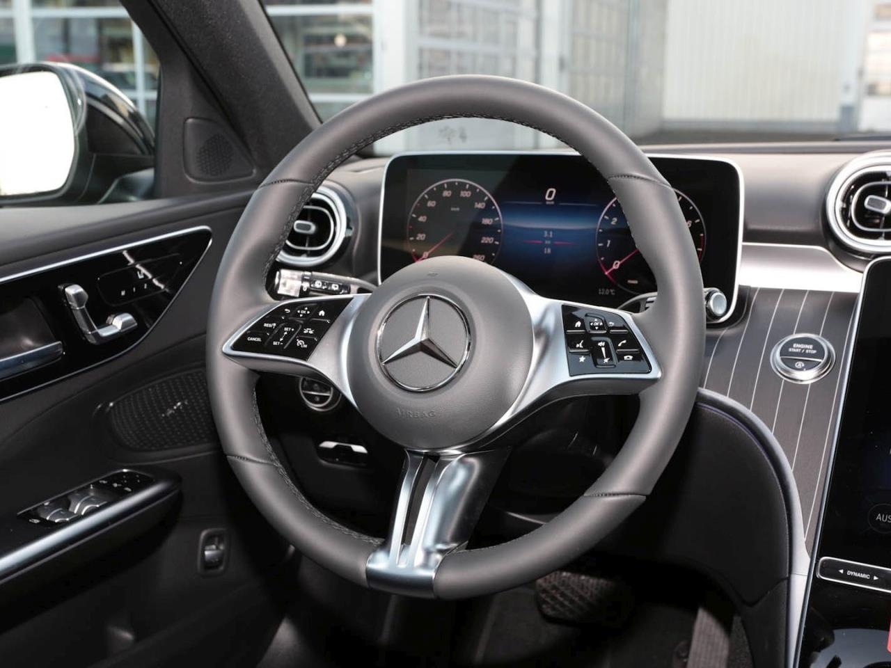 Mercedes-Benz C 200 T-Modell Avantgarde Panorama AHK Memory