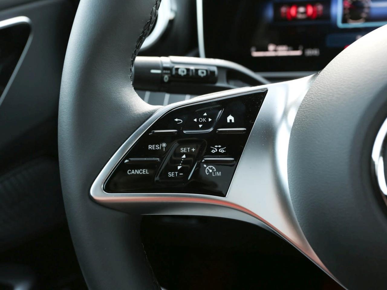 Mercedes-Benz C 200 T-Modell Avantgarde Panorama AHK Memory