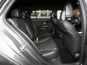Mercedes-Benz C 200 T-Modell AMG Night MBUX Navi 360° MemoryP