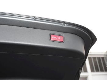 Mercedes-Benz C 200 T-Modell AMG Night MBUX Navi 360° MemoryP