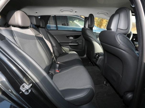 Mercedes-Benz C 220 d 4M T Avantgarde ParkPaket EasyP Ambiente