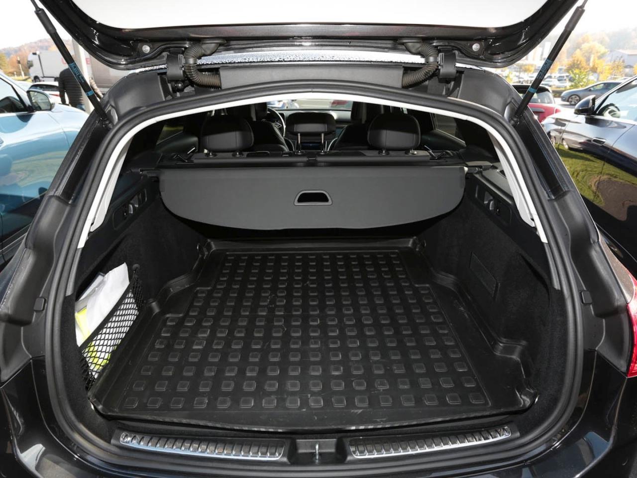 Mercedes-Benz C 220 d 4M T Avantgarde ParkPaket EasyP Ambiente