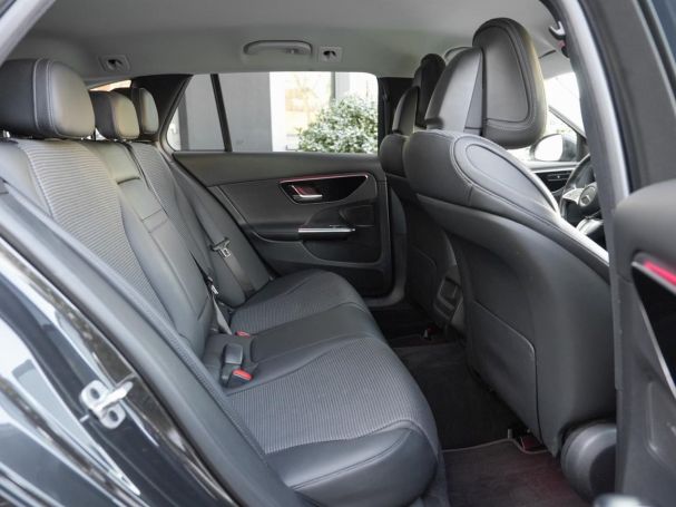 Mercedes-Benz C 220 d T Avantgarde Navi-Prem Distronic Kamera