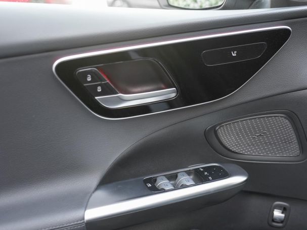 Mercedes-Benz C 220 d T Avantgarde Navi-Prem Distronic Kamera