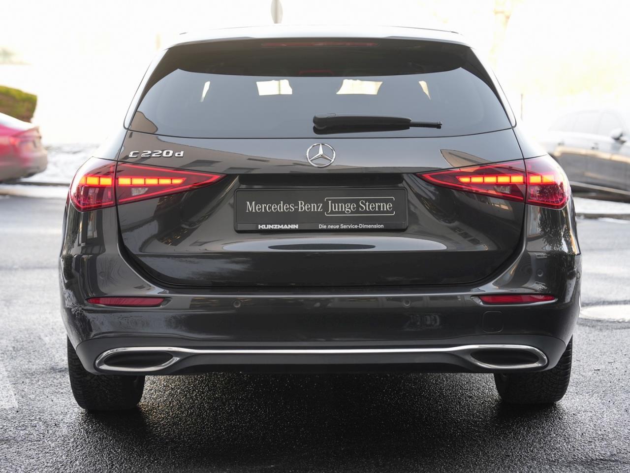 Mercedes-Benz C 220 d T Avantgarde Navi-Prem Distronic Kamera