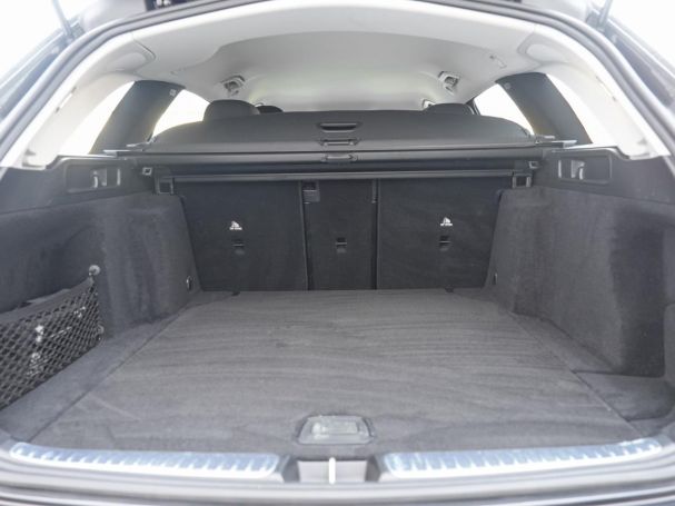 Mercedes-Benz C 220 d T Avantgarde Navi-Prem Distronic Kamera