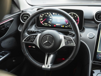 Mercedes-Benz C 220 d T Avantgarde Navi-Prem Distronic Kamera