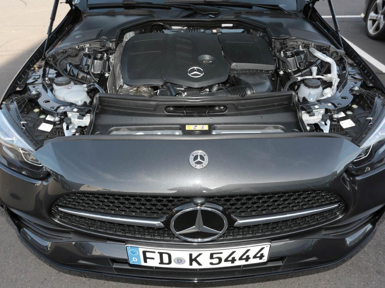 Mercedes-Benz C 220 d T-Modell AMG Night Navi Memory AHK 360°