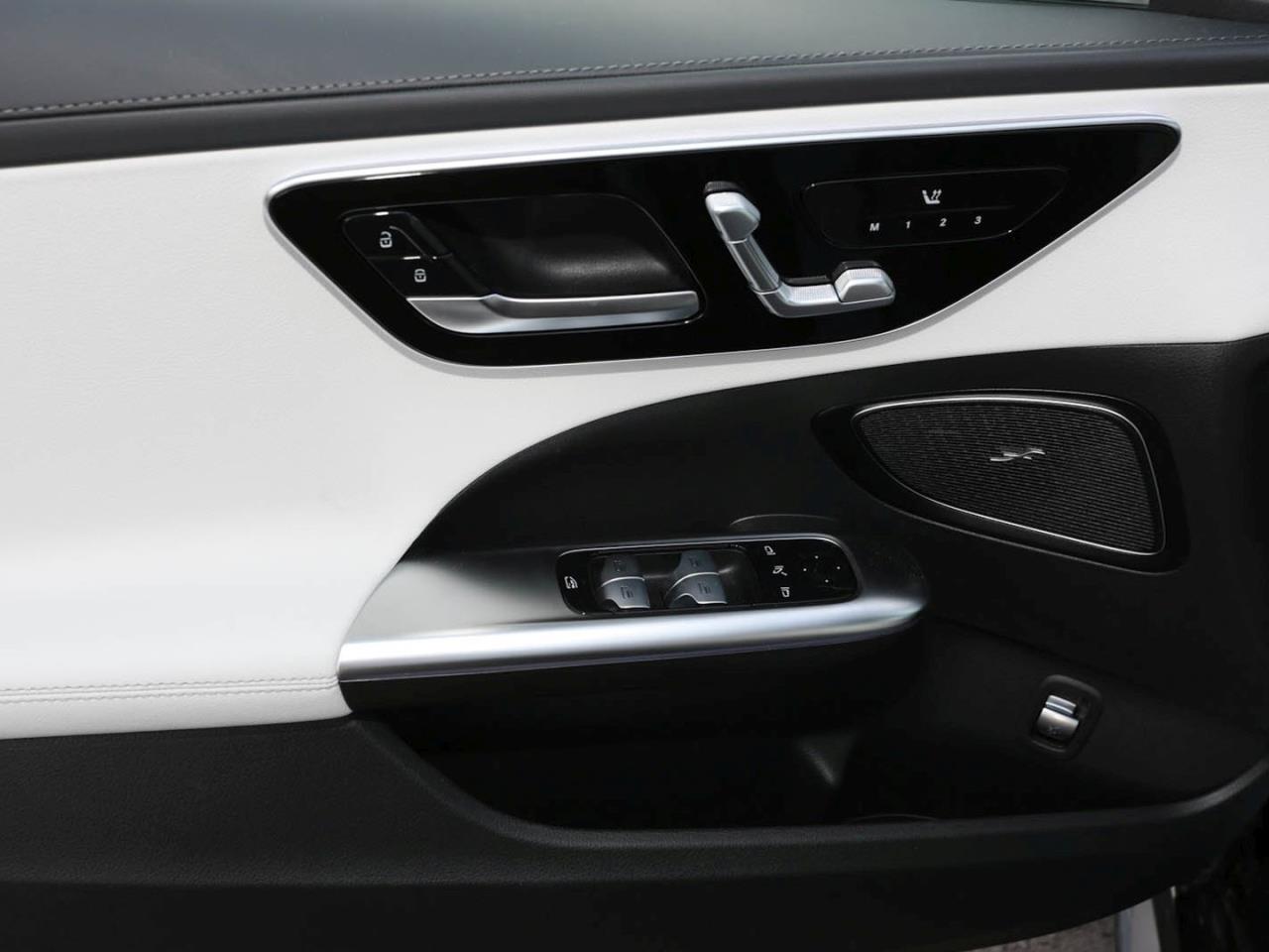 Mercedes-Benz C 220 d T-Modell AMG Night Navi Memory AHK 360°