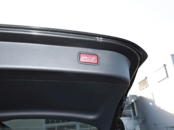 Mercedes-Benz C 220 d T-Modell AMG Night Navi Memory AHK 360°